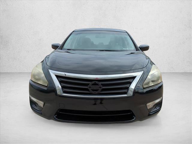 Used 2015 Nissan Altima 2.5 S w/ Power Driver Seat Package FWD image 2