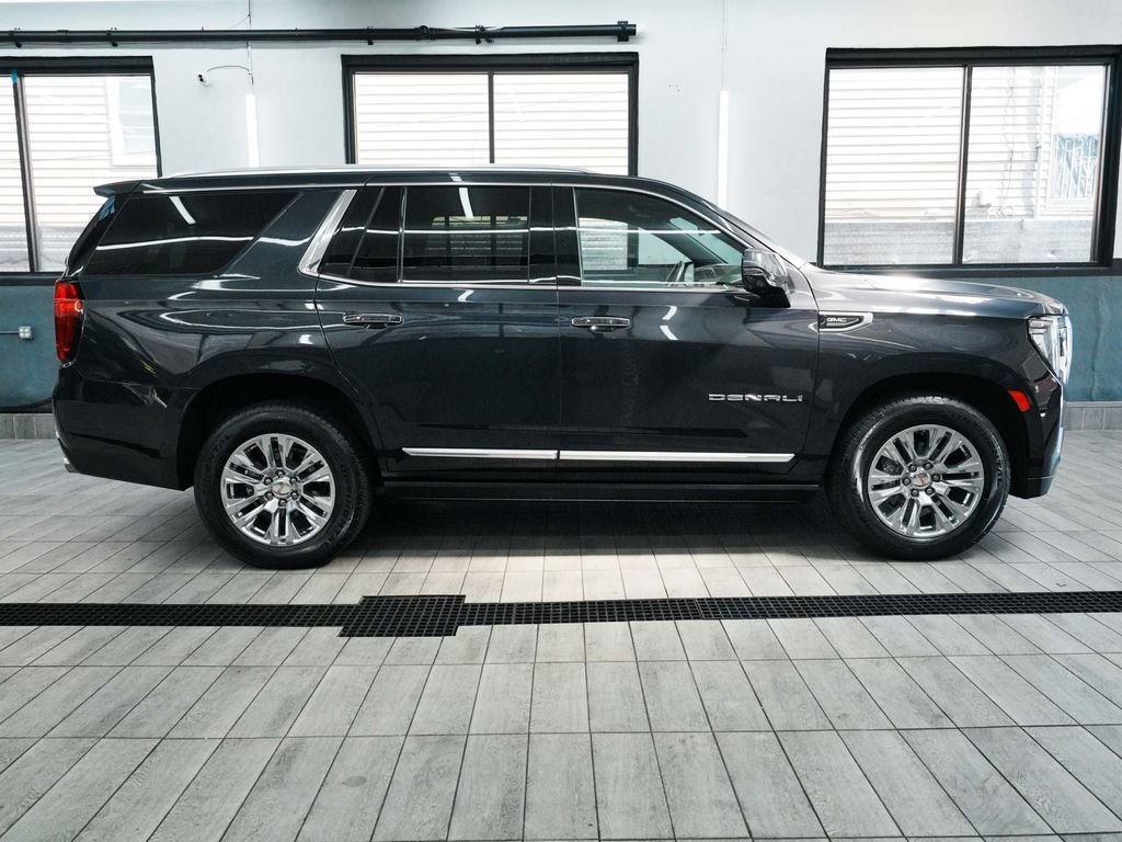Used 2023 GMC Yukon Denali AWD/4WD image 5