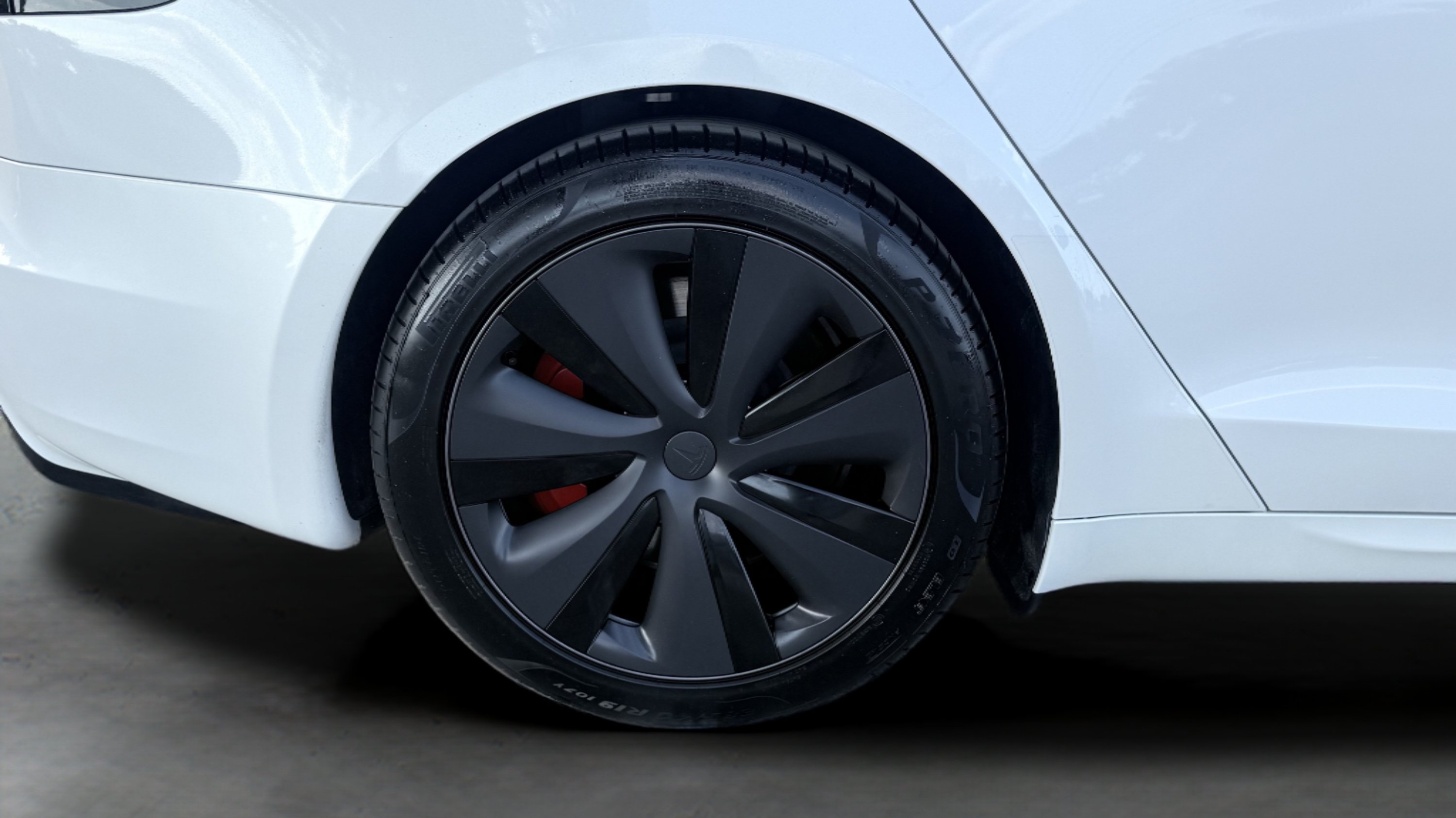 Used 2024 Tesla Model S Plaid AWD/4WD image 13