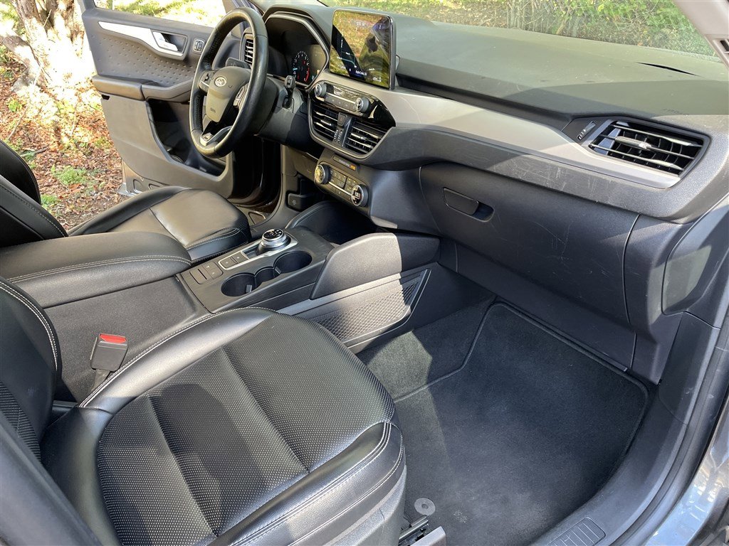 Used 2020 Ford Escape SEL image 30
