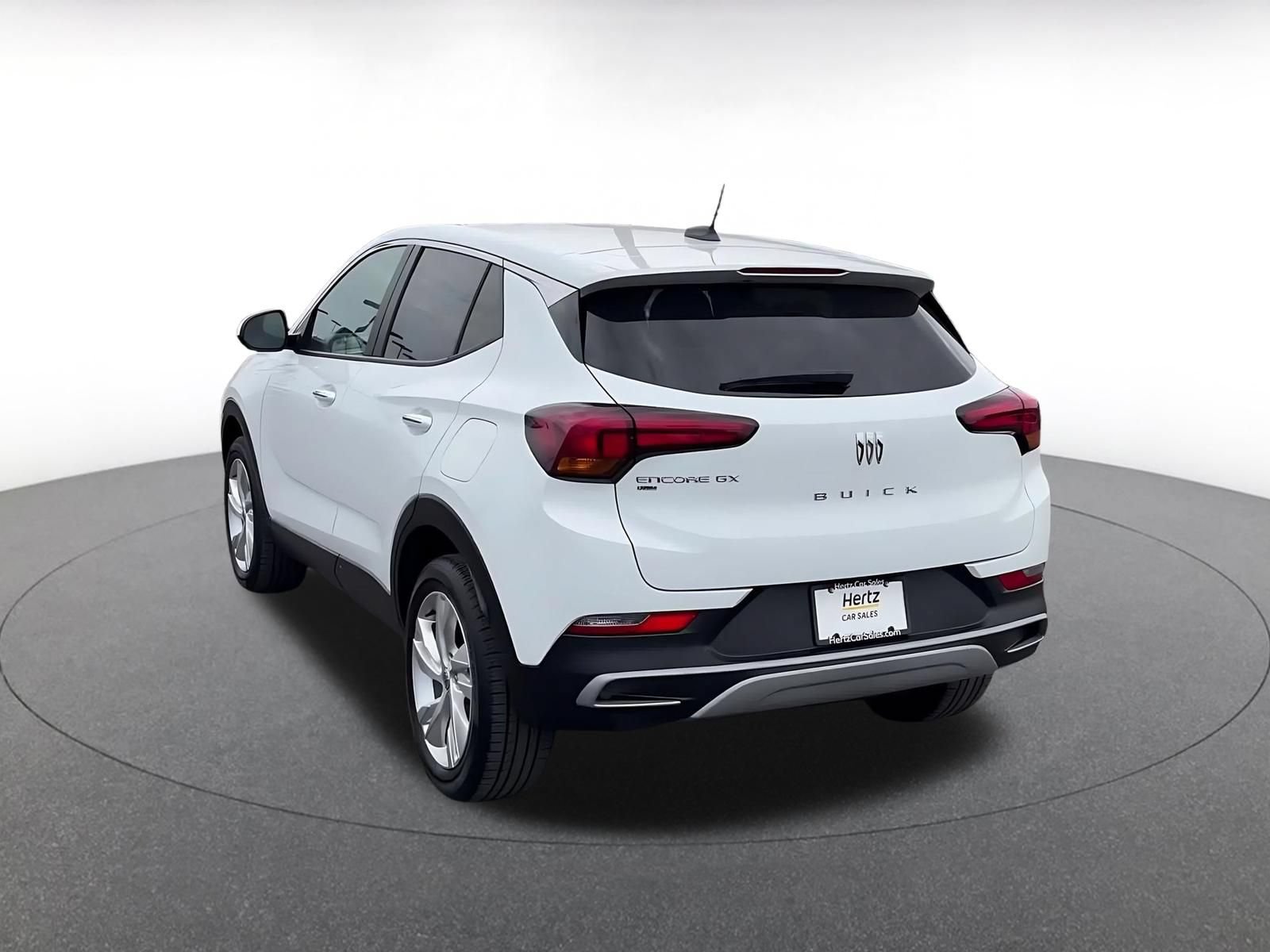 Used 2025 Buick Encore GX Preferred AWD/4WD image 10