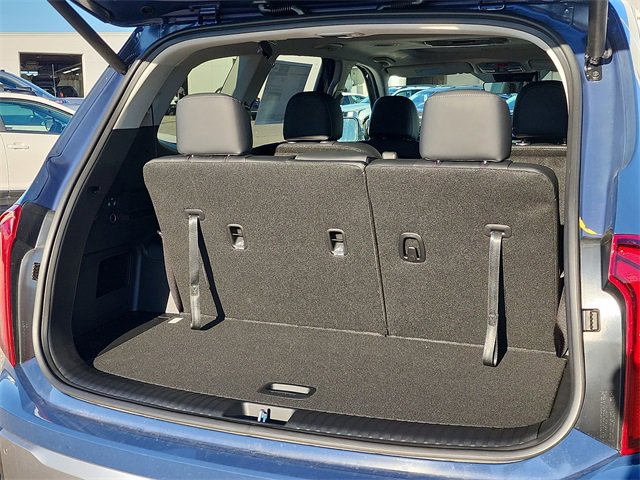 New 2025 Kia Telluride S image 6