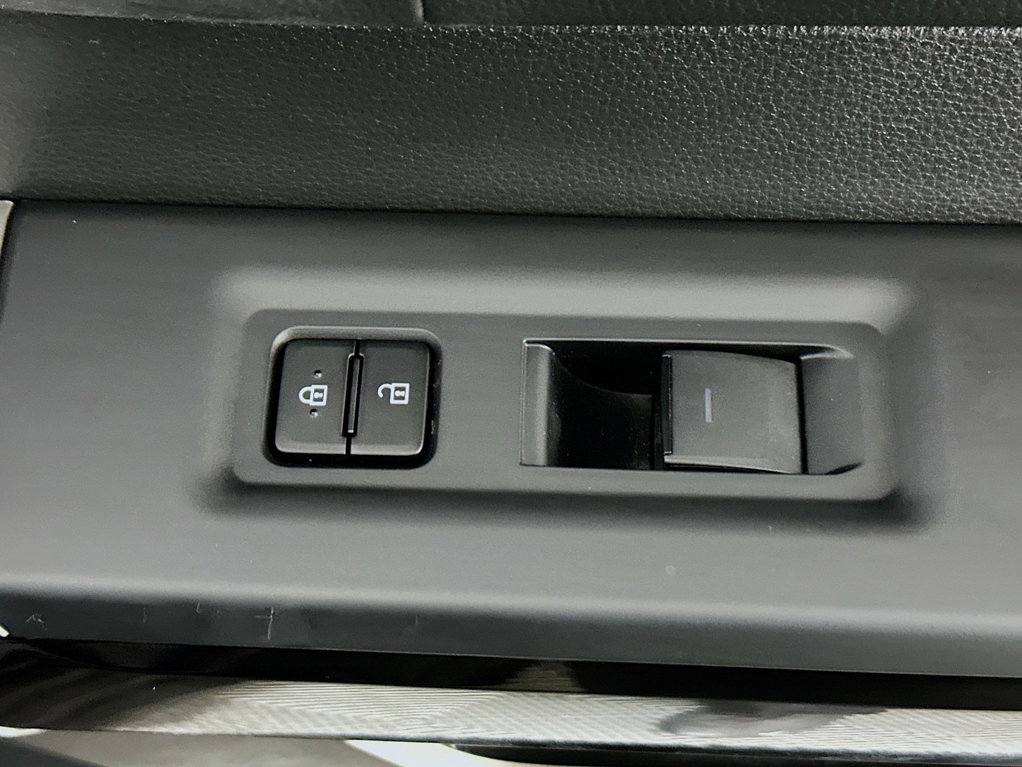 Used 2025 Toyota Tundra Limited image 29