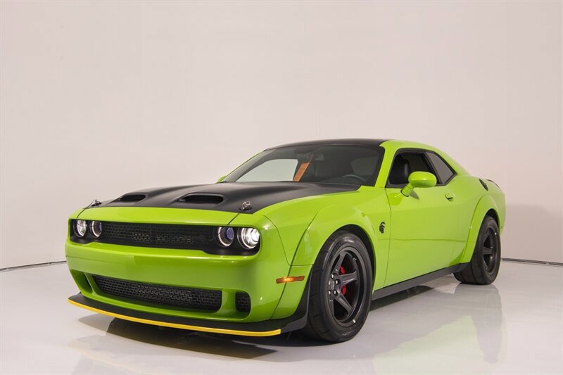 Used 2023 Dodge Challenger SRT Super Stock RWD image 4