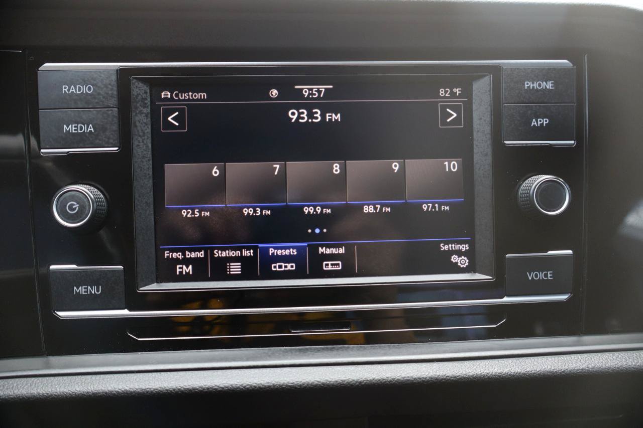 Used 2020 Volkswagen Jetta GLI FWD image 19