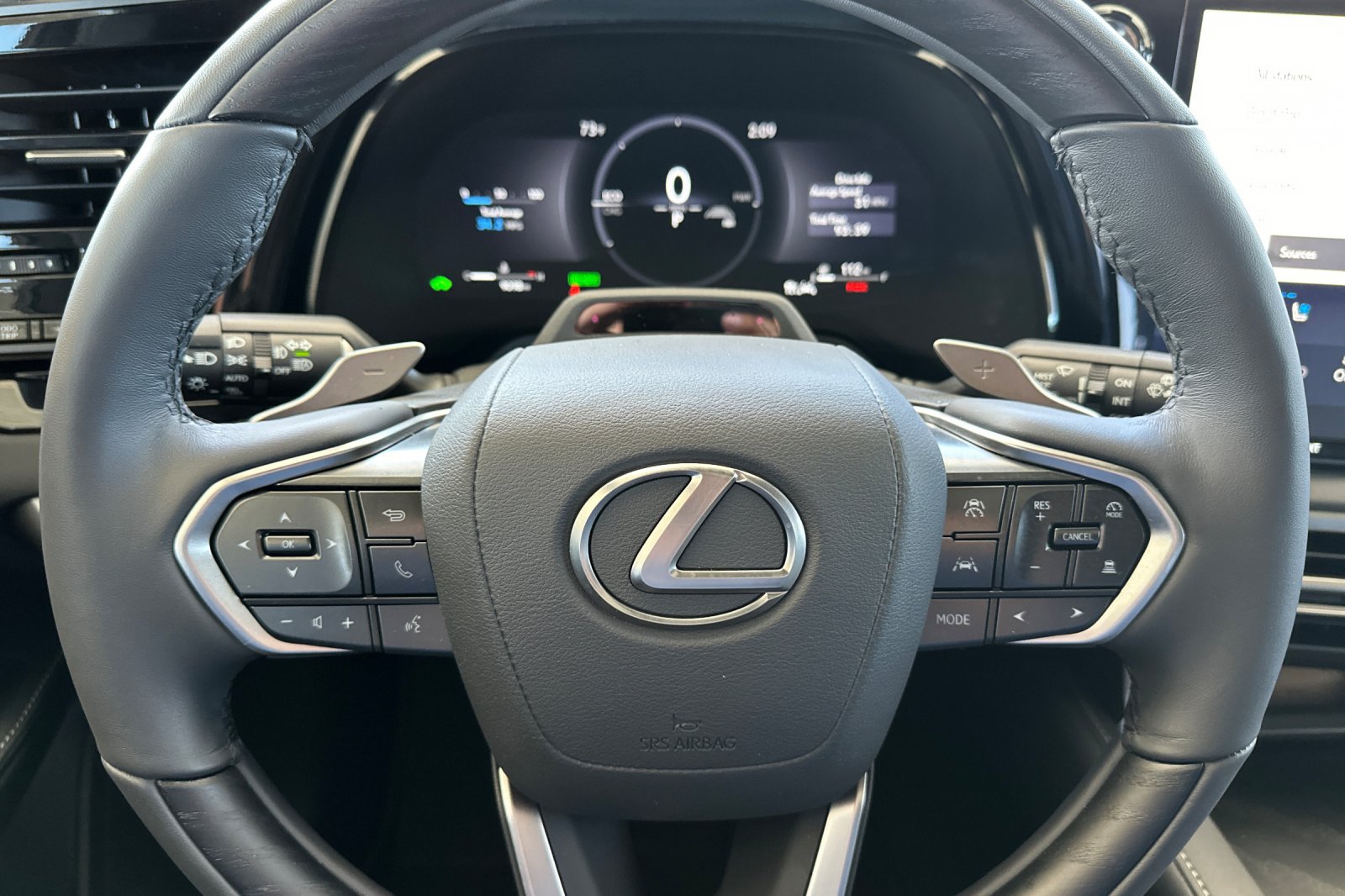 Used 2025 Lexus RX 350h w/ Convenience Package AWD/4WD image 24