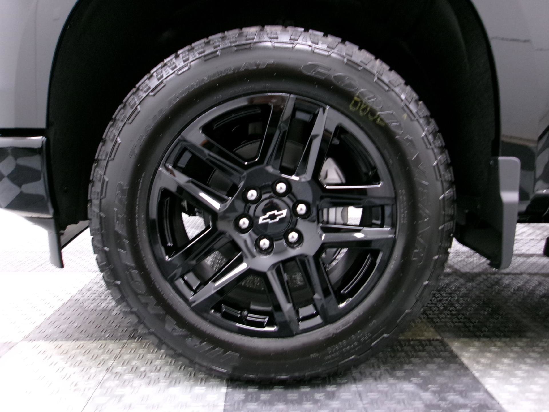 New 2026 Chevrolet Silverado 1500 RST w/ RST All Star Premium Package image 17