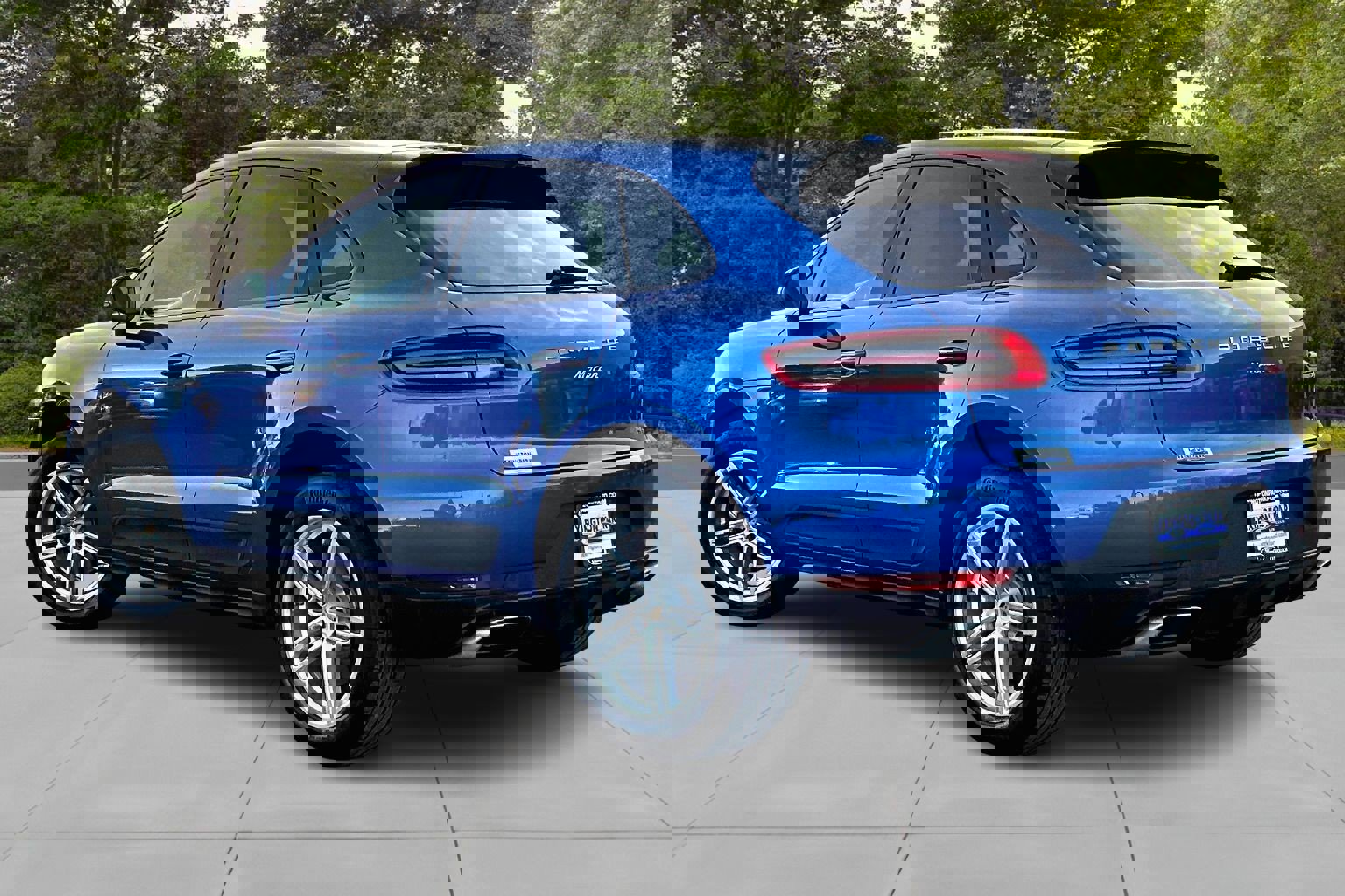 Used 2017 Porsche Macan image 4