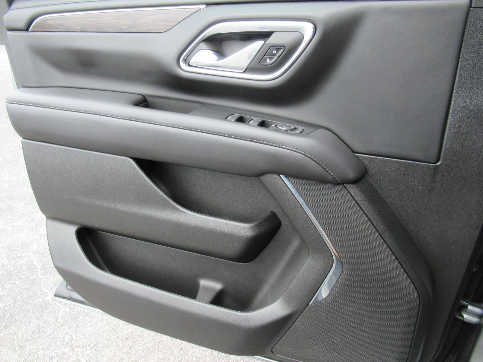 Used 2023 Chevrolet Tahoe LS AWD/4WD image 20