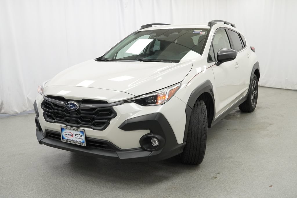 Used 2024 Subaru Crosstrek 2.0i Premium AWD/4WD image 2