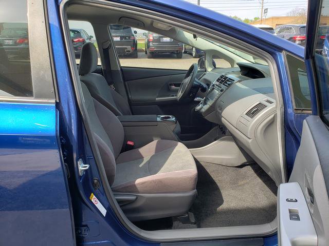 Used 2012 Toyota Prius V Three image 18