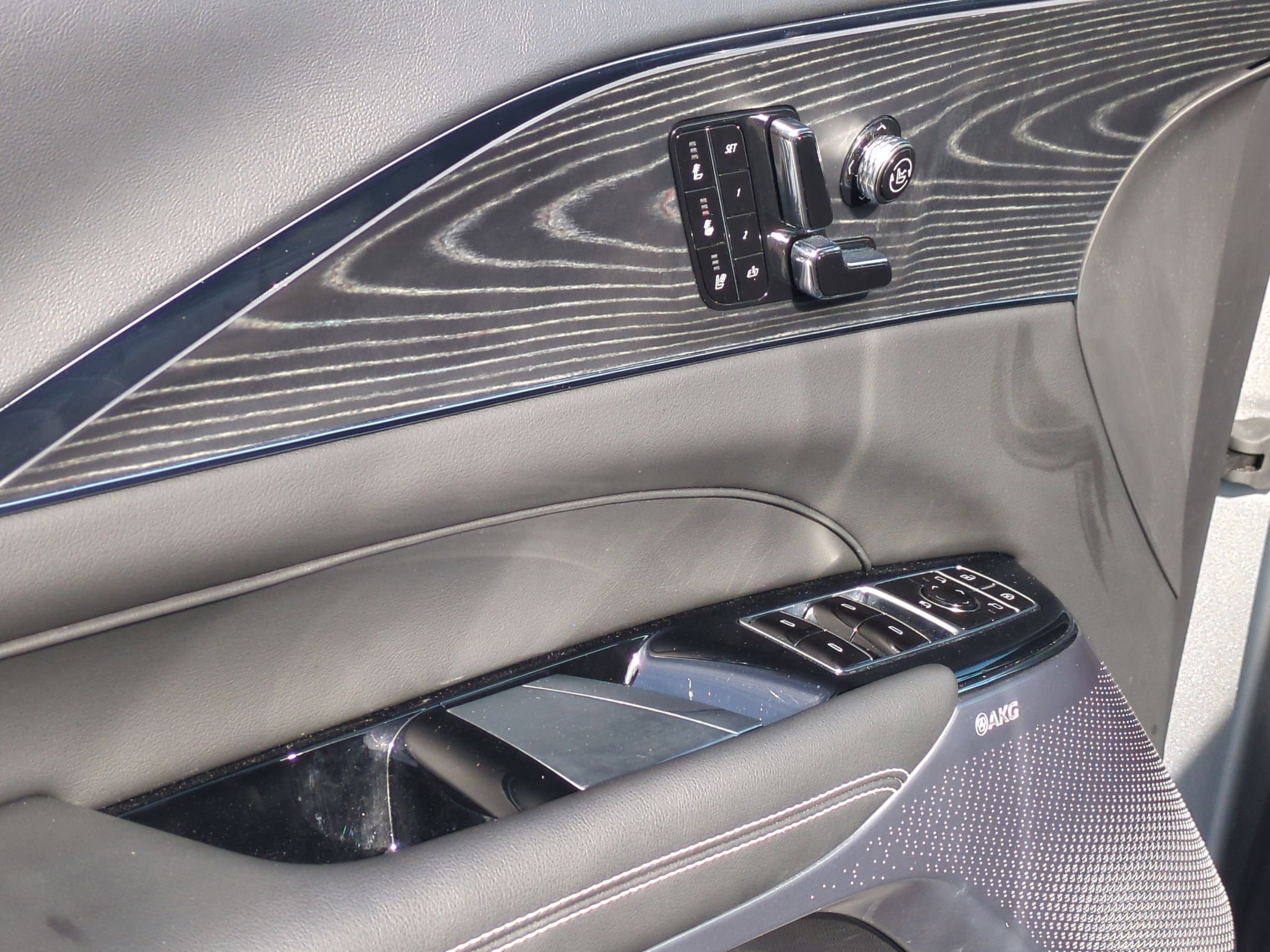 Certified 2024 Cadillac Lyriq Sport image 24