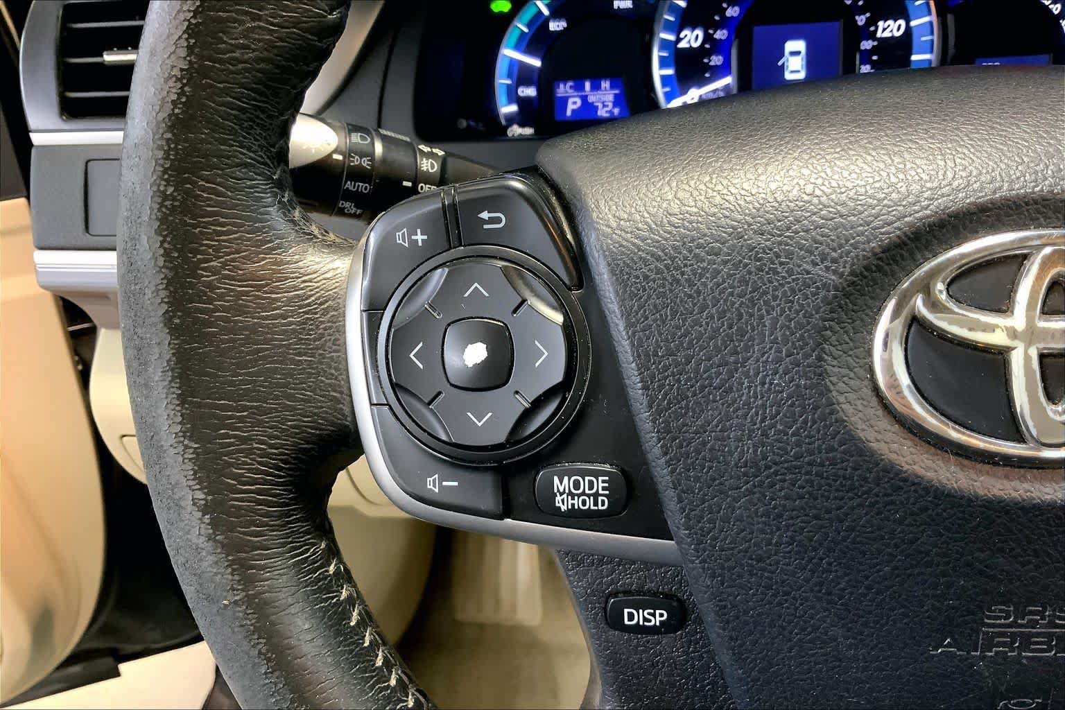 Used 2012 Toyota Camry XLE w/ Leather Pkg FWD image 23