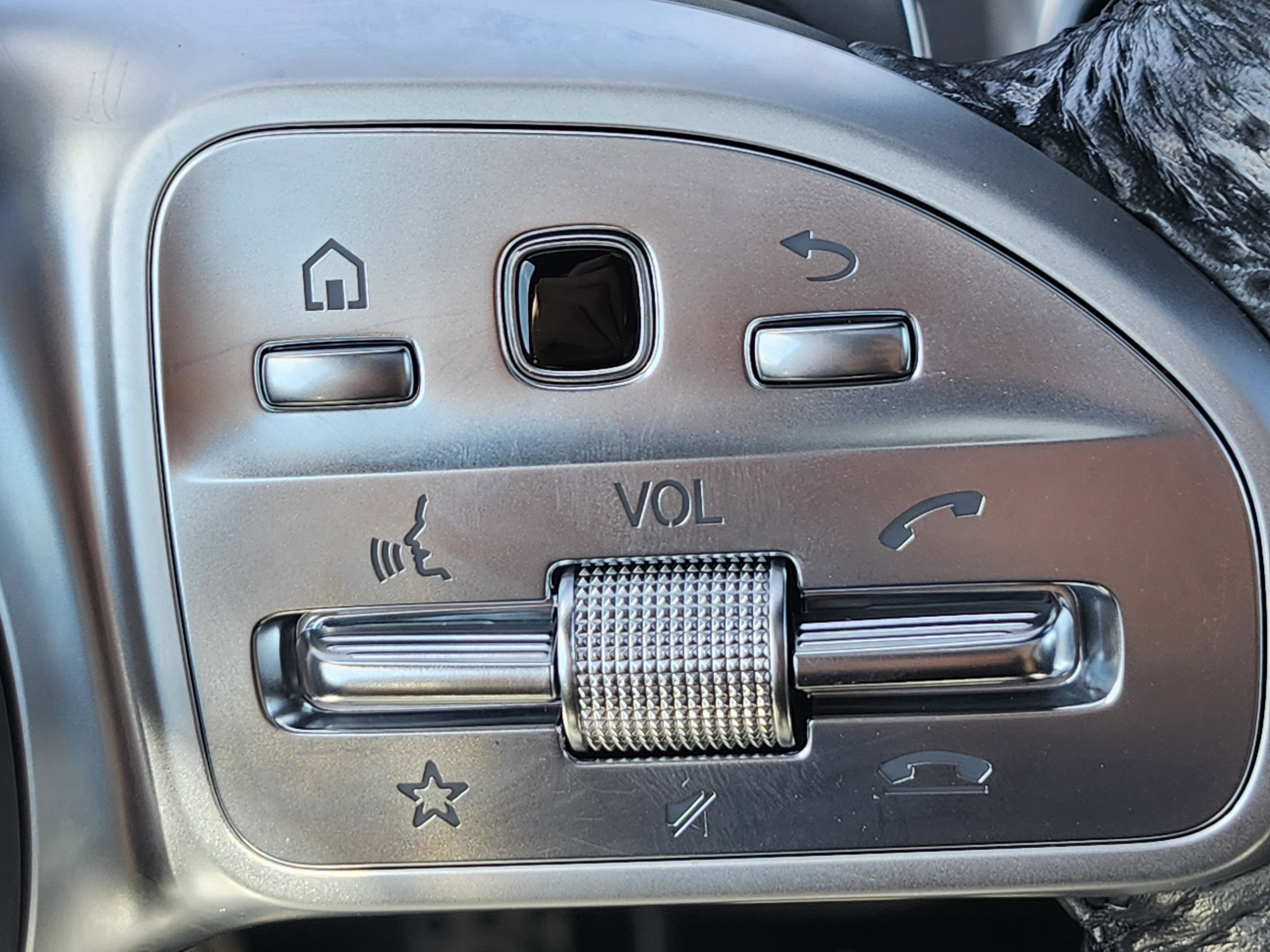 Used 2020 Mercedes-Benz GLS 580 4MATIC image 41