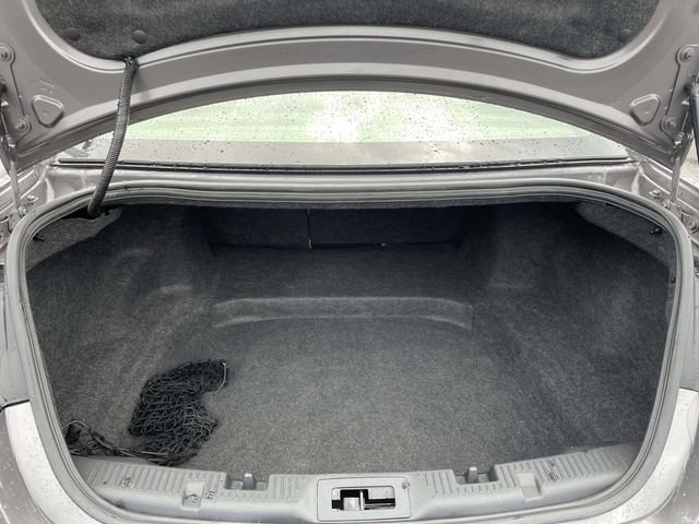 Used 2013 Ford Taurus Limited FWD image 9