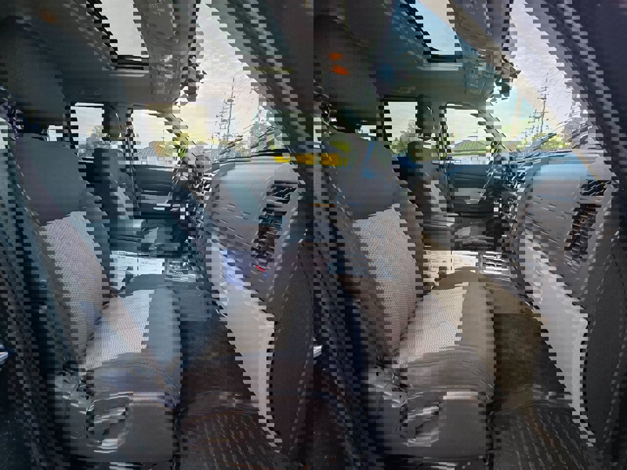 Used 2010 Dodge Nitro Detonator AWD/4WD image 12