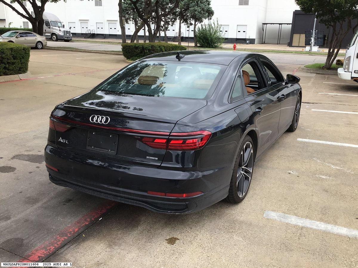 Used 2025 Audi A8 L 3.0T AWD/4WD image 5