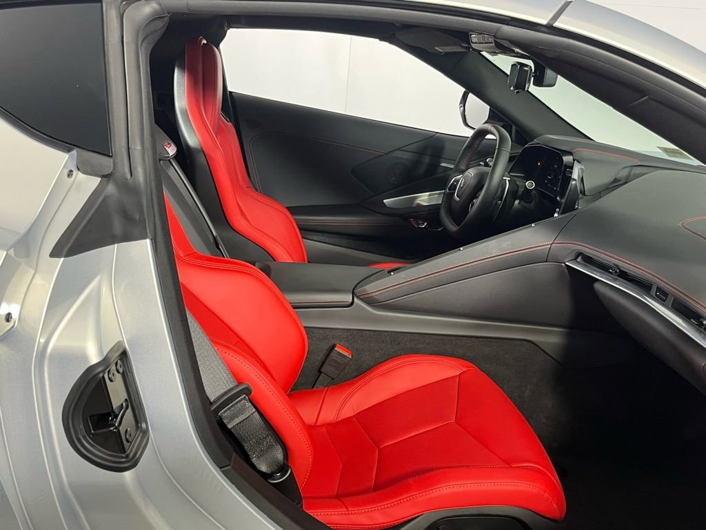 Used 2024 Chevrolet Corvette Stingray Coupe w/ 1LT image 28