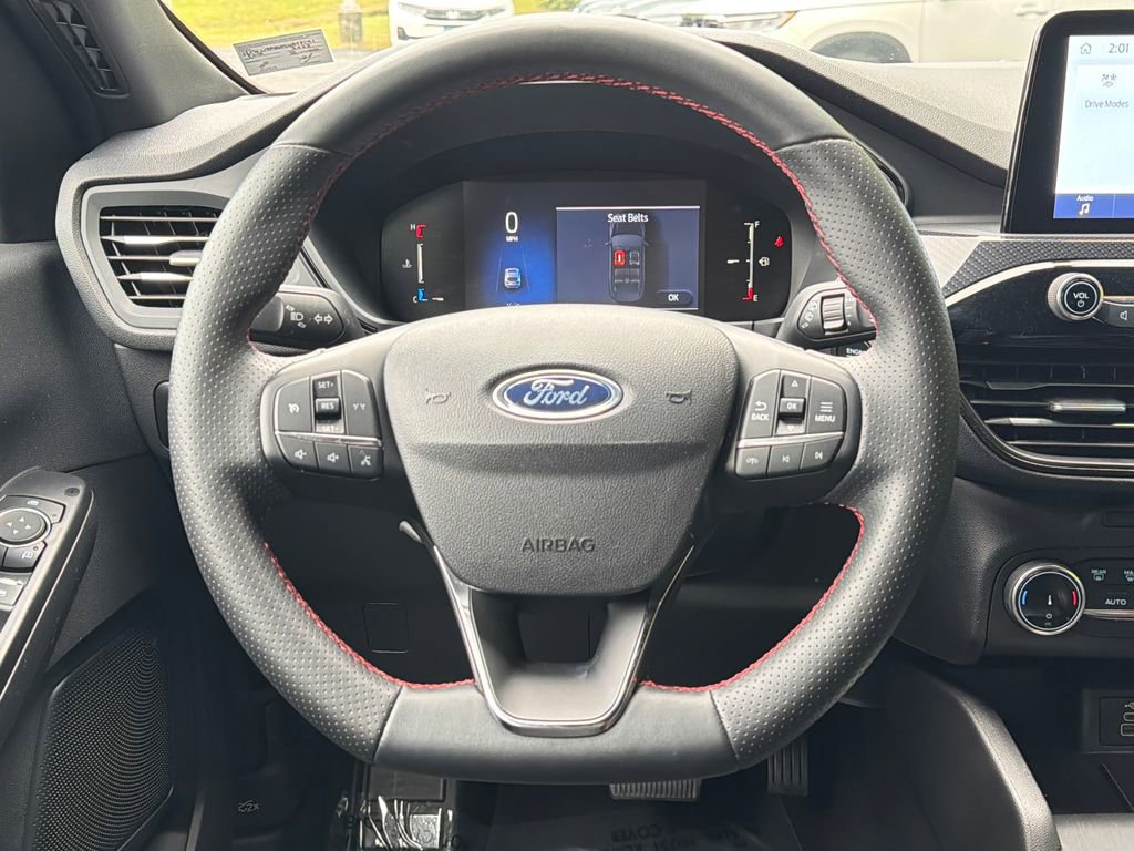 Used 2025 Ford Escape ST-Line AWD/4WD image 17
