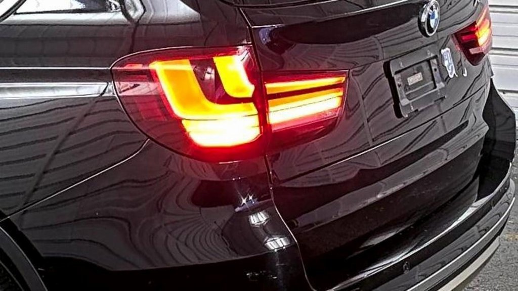 Used 2015 BMW X5 xDrive35d image 6