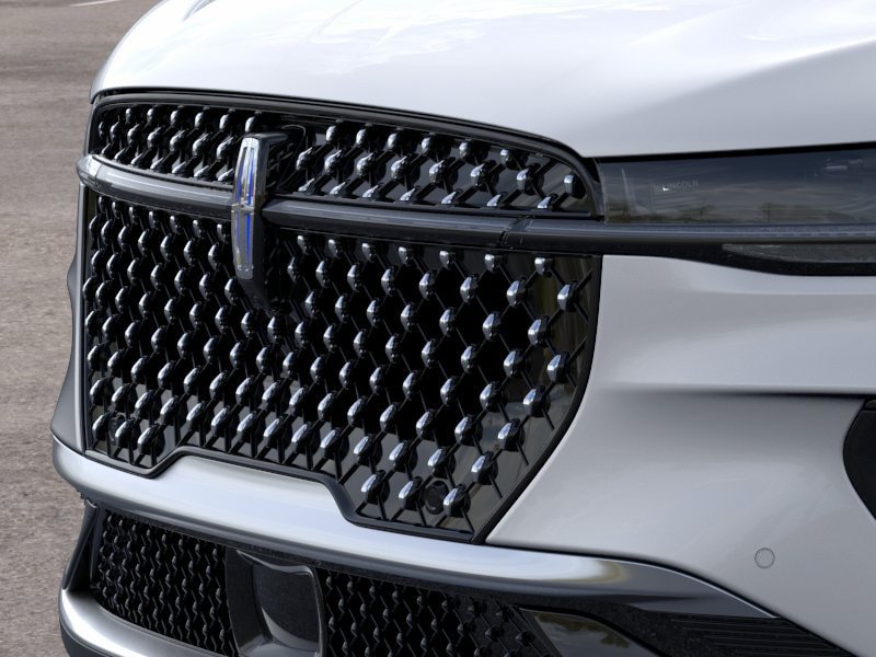 New 2026 Lincoln Nautilus Premier AWD/4WD image 17