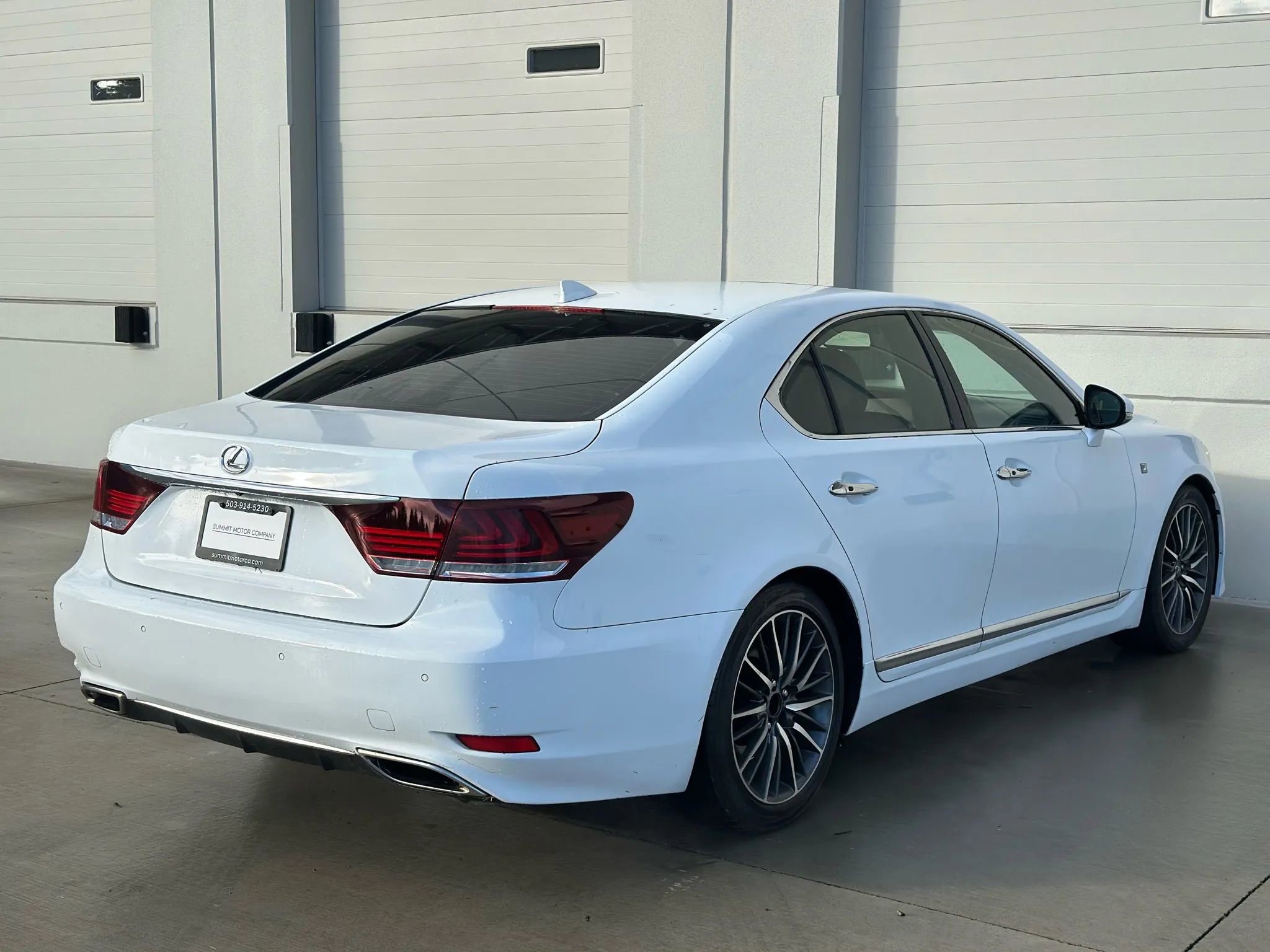 Used 2014 Lexus LS 460 LS 460 Sedan 4D w/ F Sport Package image 5