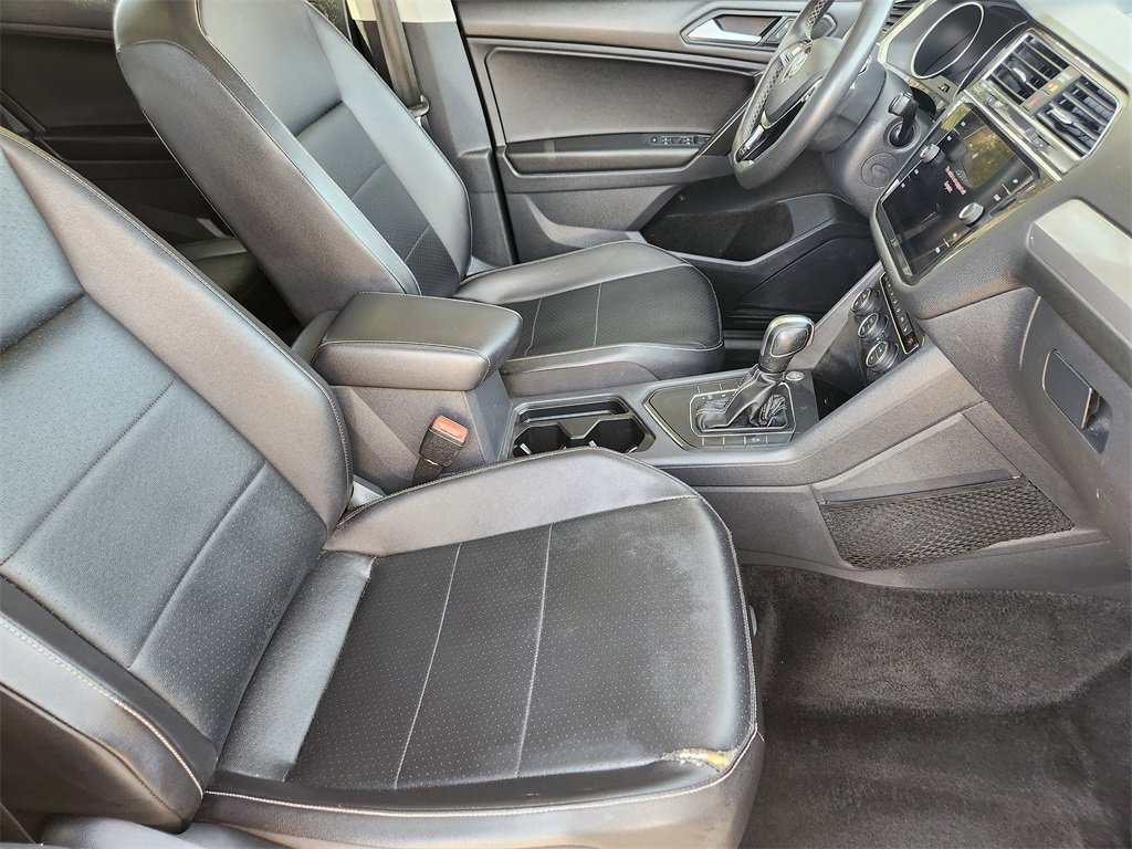 Used 2021 Volkswagen Tiguan image 26