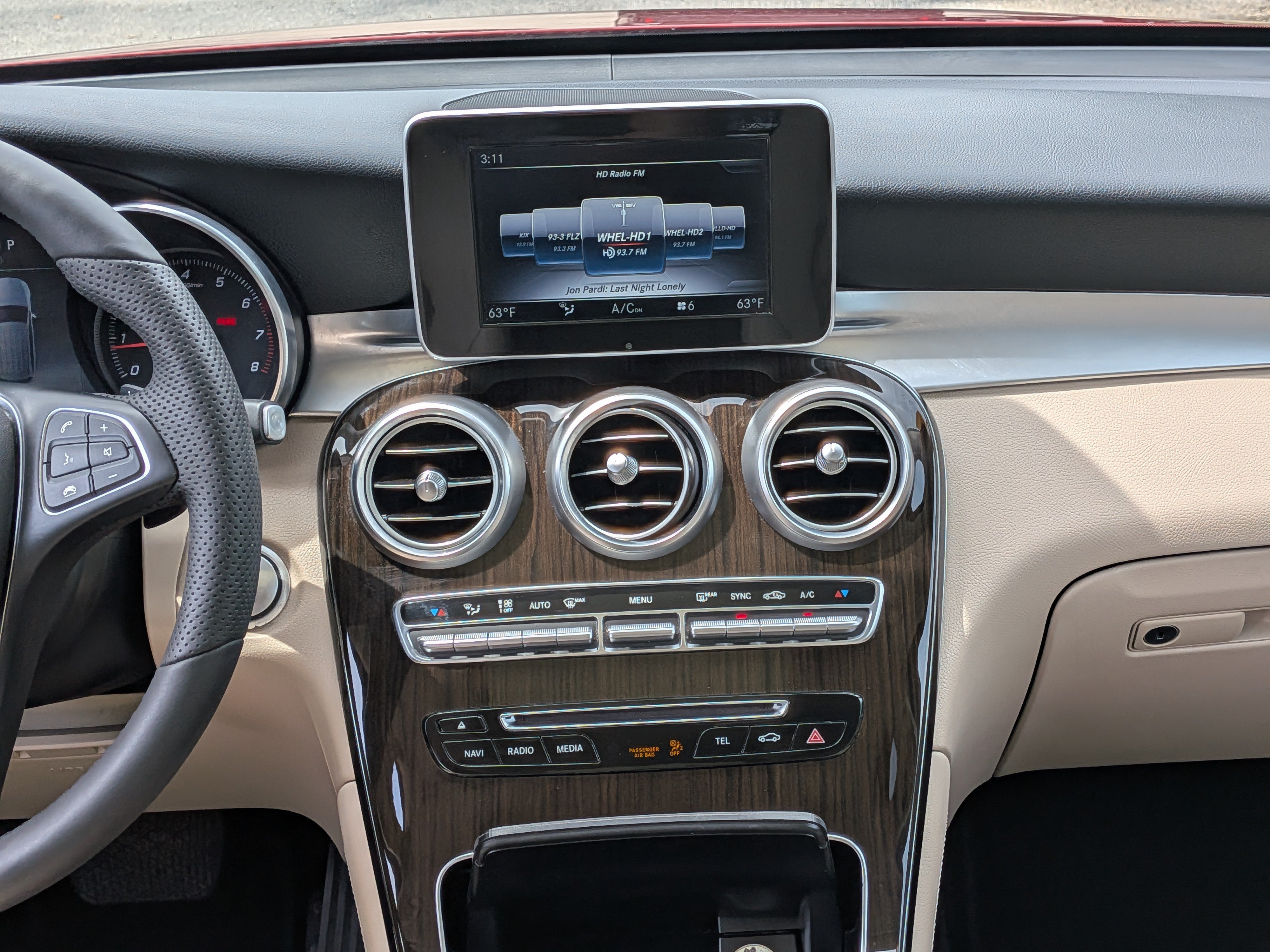 Used 2019 Mercedes-Benz GLC 300 image 19