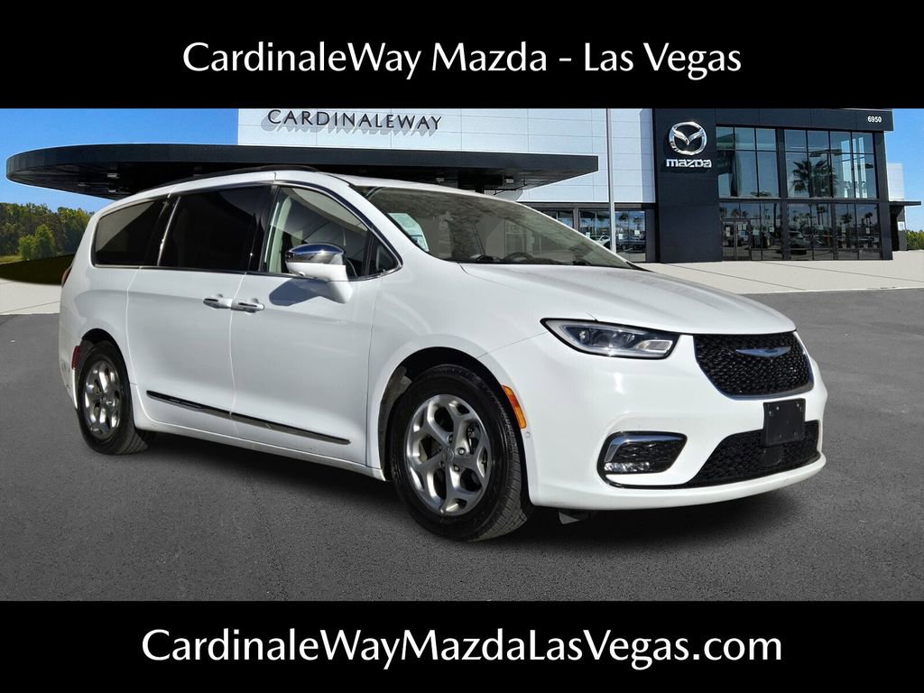 Used 2022 Chrysler Pacifica Limited image 1
