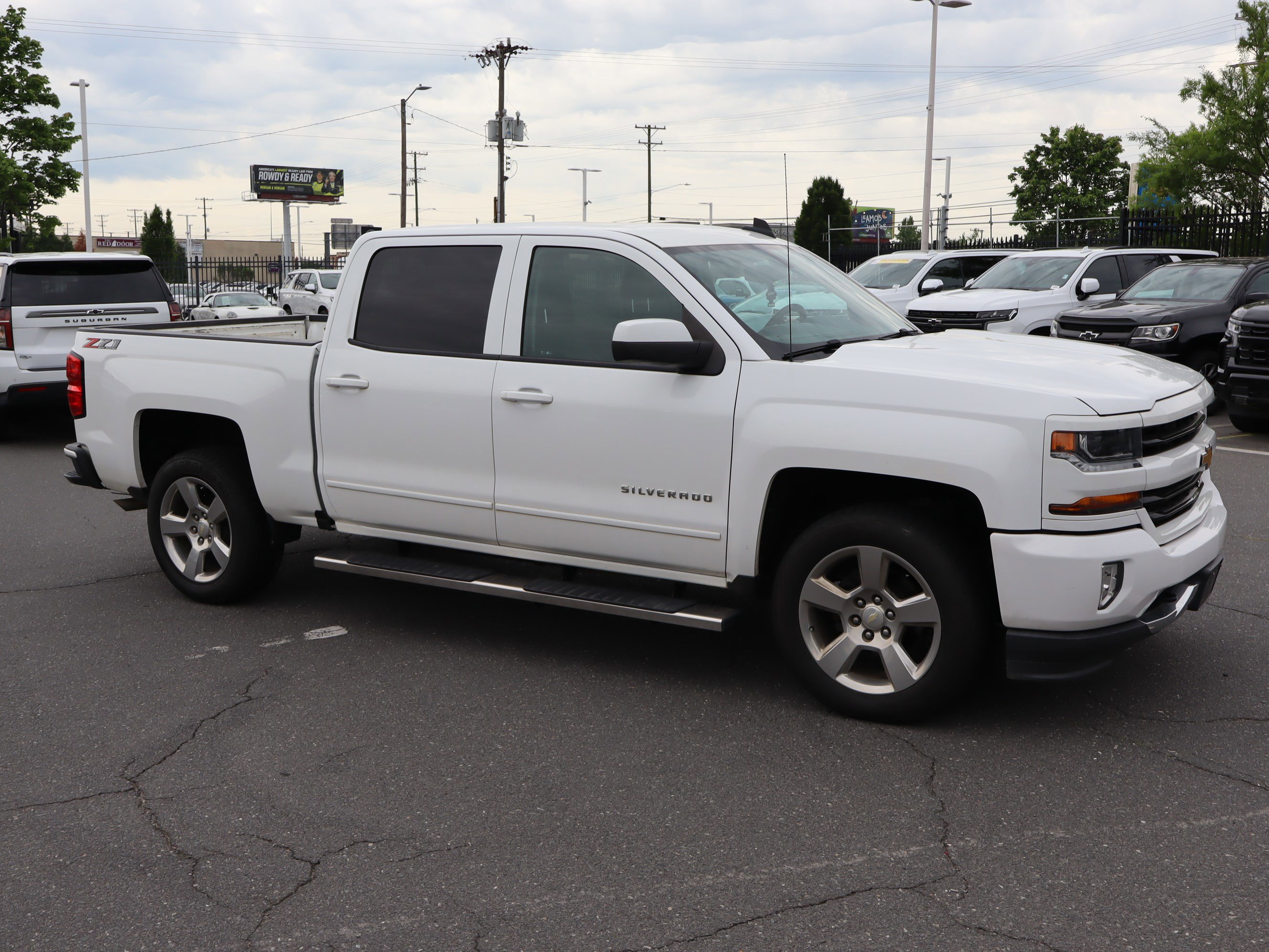 Used 2018 Chevrolet Silverado 1500 LT w/ All Star Edition AWD/4WD image 13