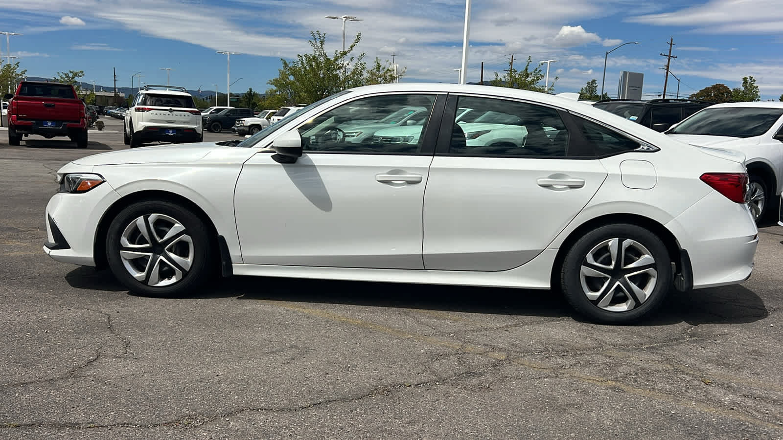 Used 2022 Honda Civic LX image 8