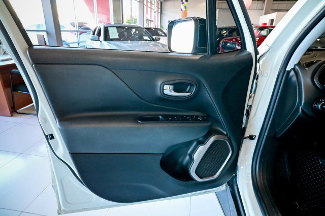 Used 2022 Jeep Renegade Limited w/ Sun, Sound & Wheels Group AWD/4WD image 14