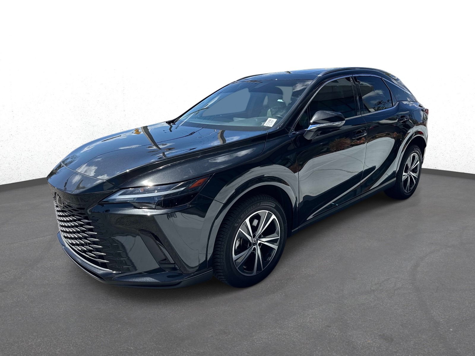 Used 2024 Lexus RX 350 Premium w/ Accessory Package (Z1) FWD image 7