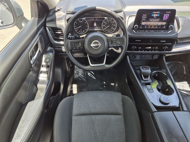 Certified 2024 Nissan Rogue SV AWD/4WD image 21