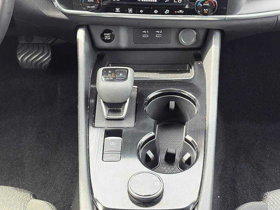 Certified 2025 Nissan Rogue SV AWD/4WD image 33