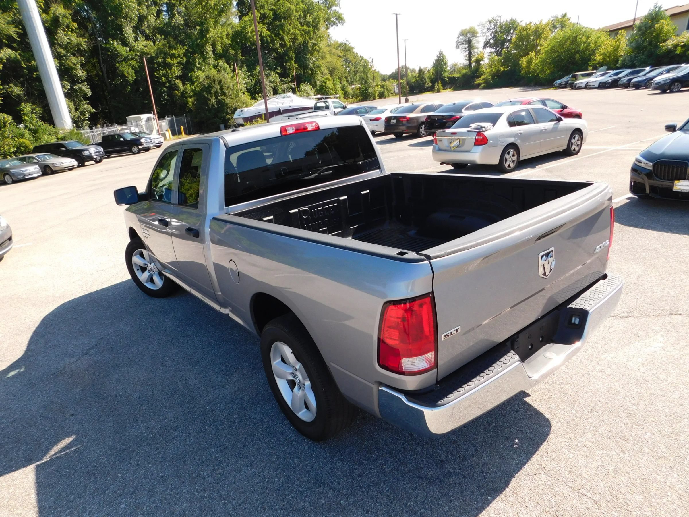 Used 2024 RAM 1500 Classic SLT AWD/4WD image 7