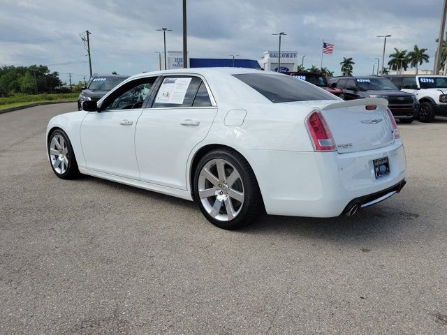 Used 2012 Chrysler 300 SRT8 w/ 19-Premium Speaker Group RWD image 4