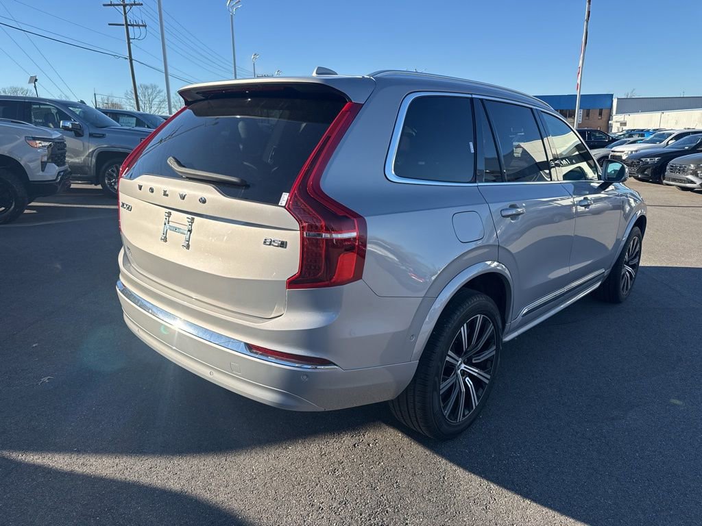 Used 2024 Volvo XC90 B5 Plus image 5