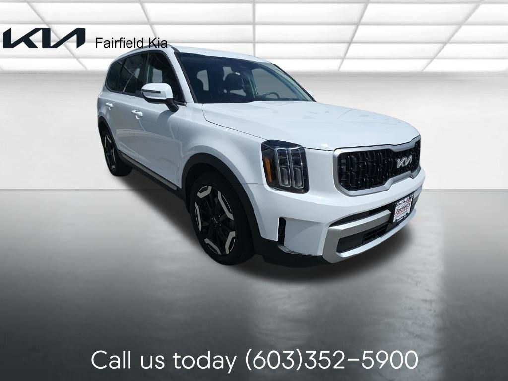 Certified 2024 Kia Telluride EX w/ EX Captain's Chair Package AWD/4WD image 7