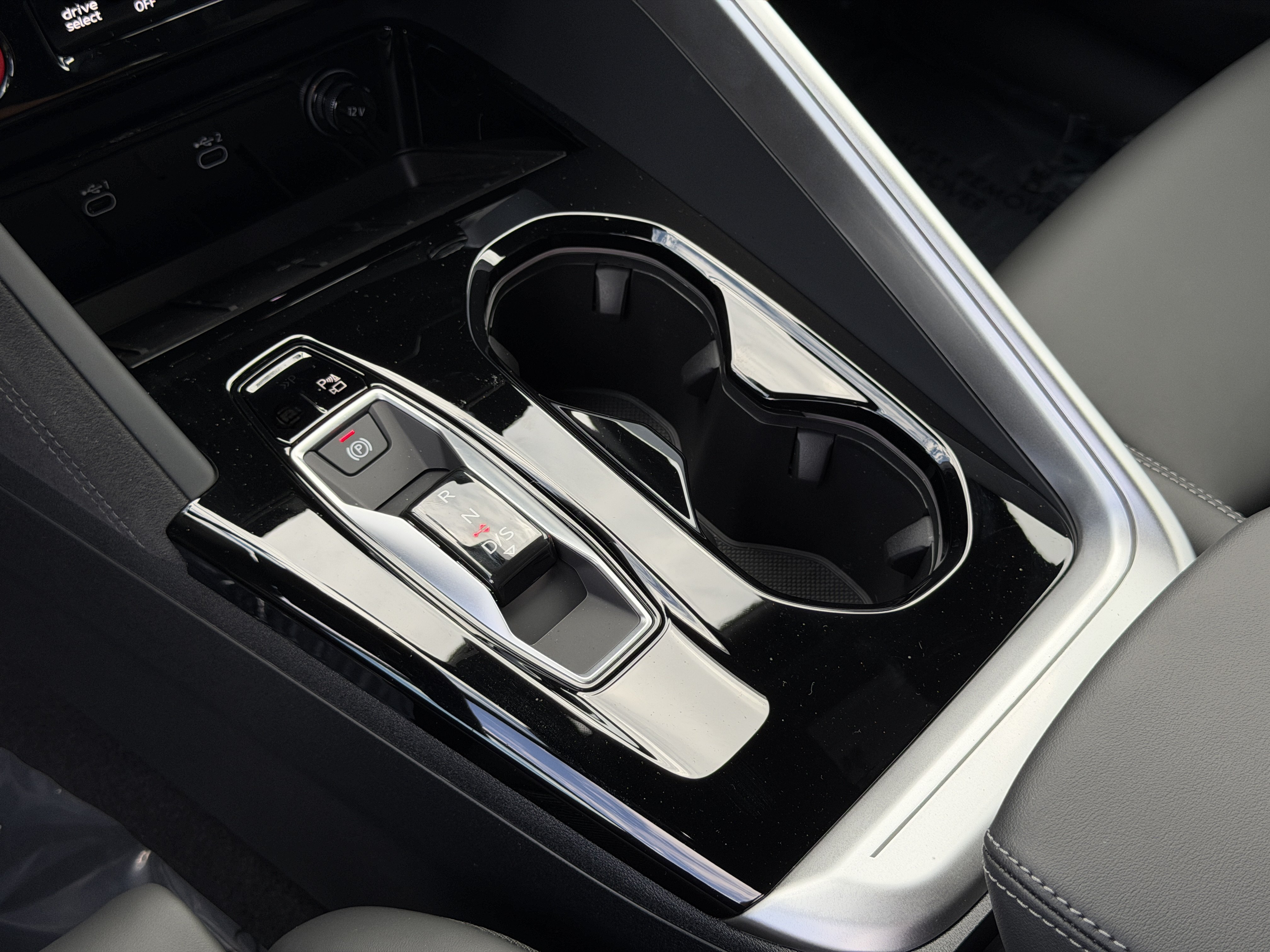 New 2026 Audi SQ5 Prestige AWD/4WD image 29