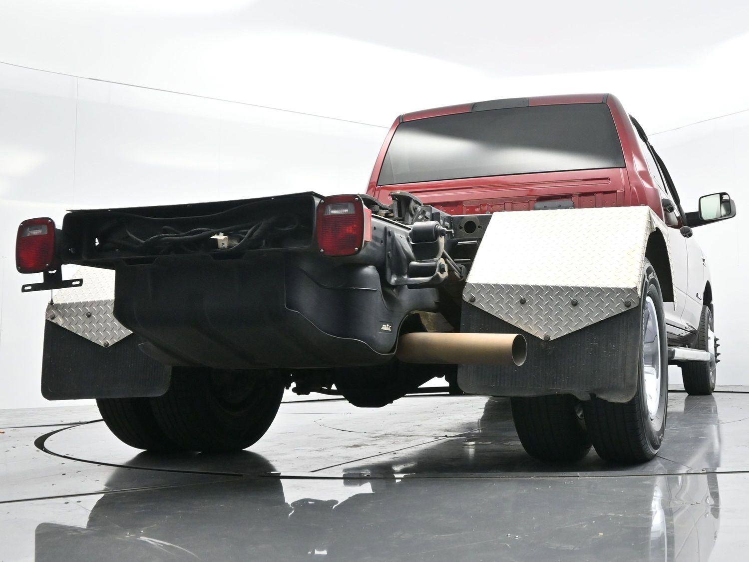 Used 2019 RAM 3500 Tradesman w/ Chrome Appearance Group image 44