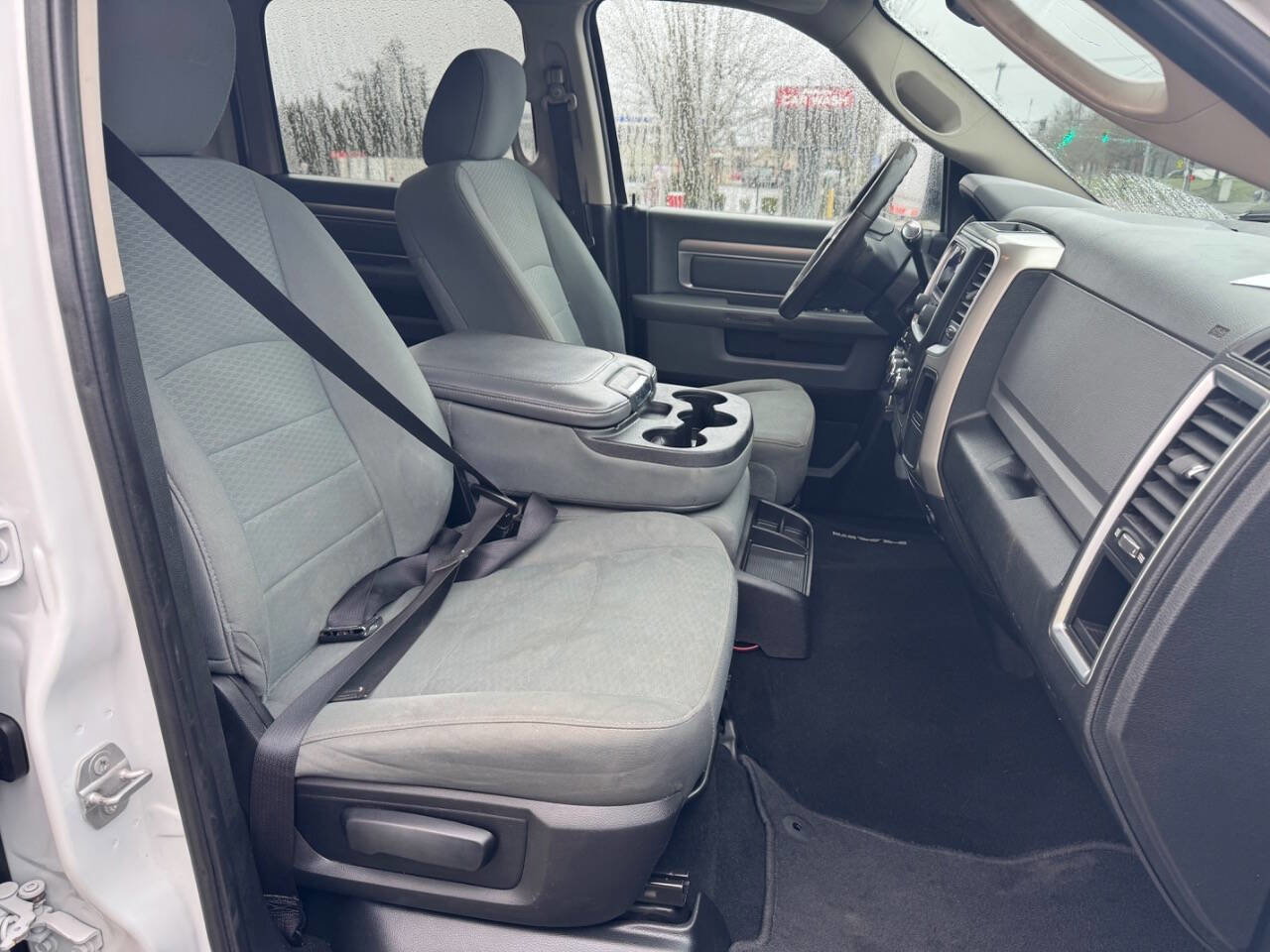 Used 2016 RAM 3500 SLT AWD/4WD image 12