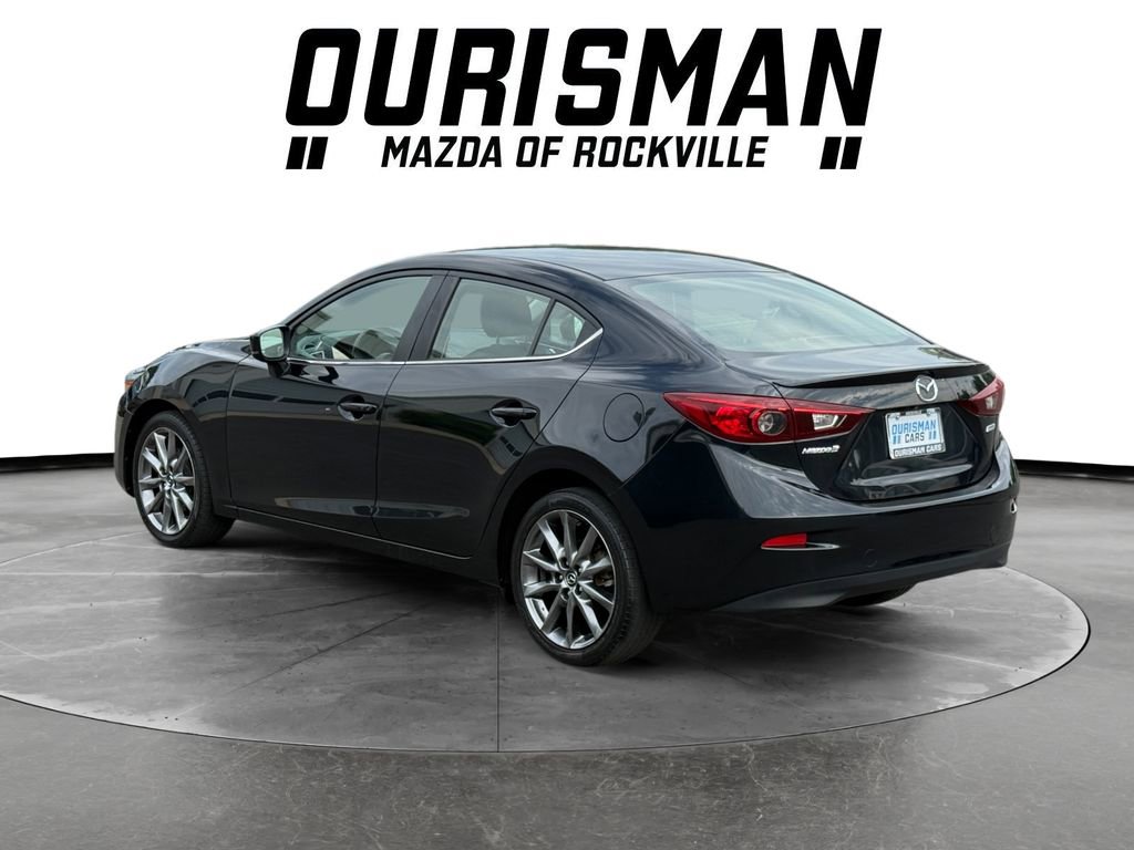 Used 2018 MAZDA MAZDA3 Touring FWD image 4