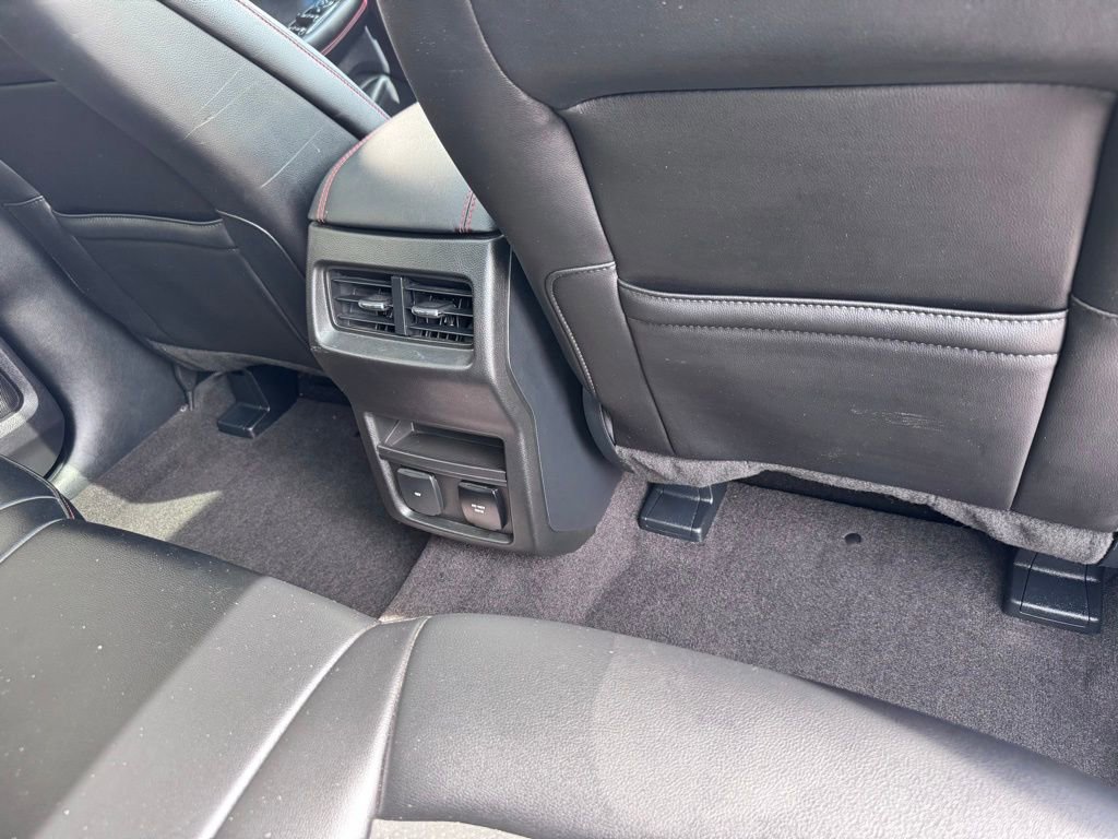 Certified 2020 Ford Edge ST-Line w/ Cold Weather Package AWD/4WD image 21