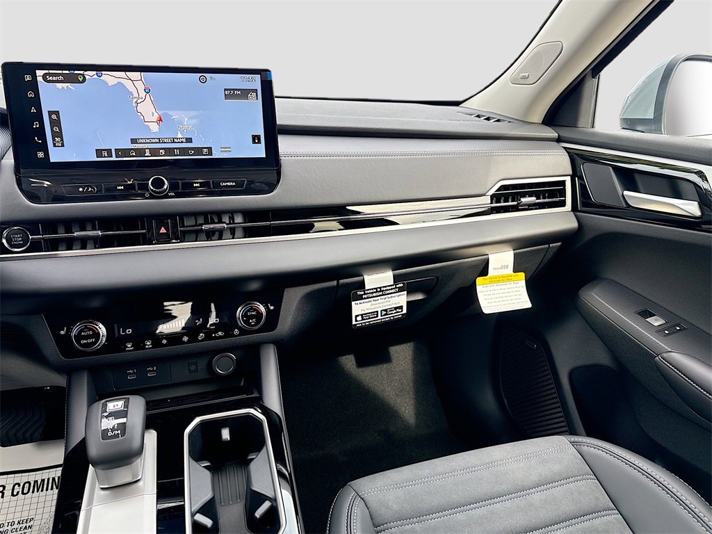 New 2026 Mitsubishi Outlander SE image 25