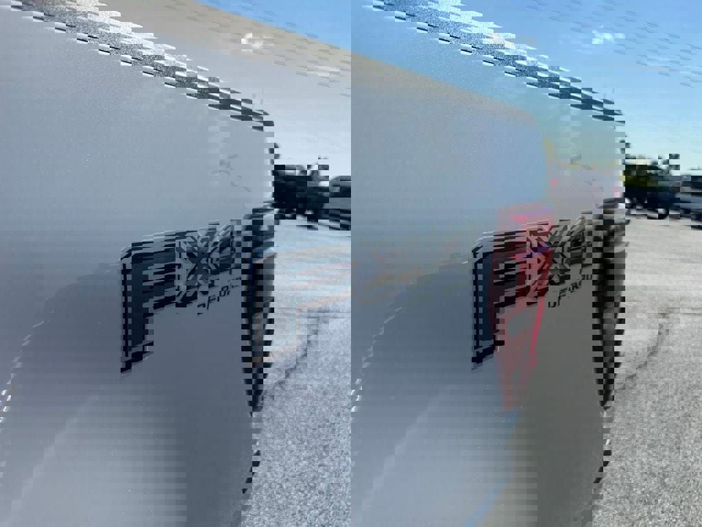 New 2025 Ford F150 Lariat w/ Equipment Group 501A Mid image 25