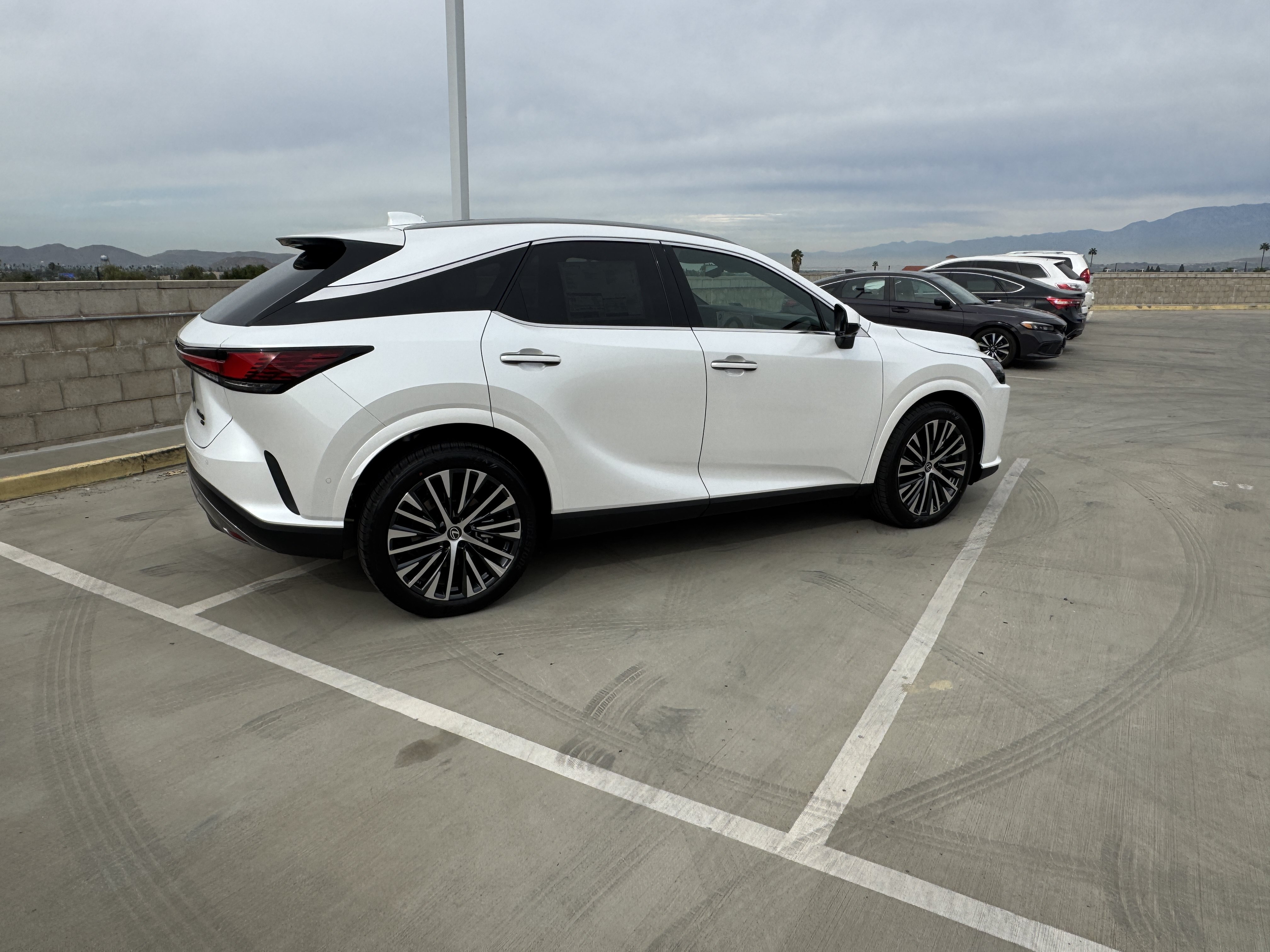 New 2026 Lexus RX 350 w/ Convenience Package AWD/4WD image 11