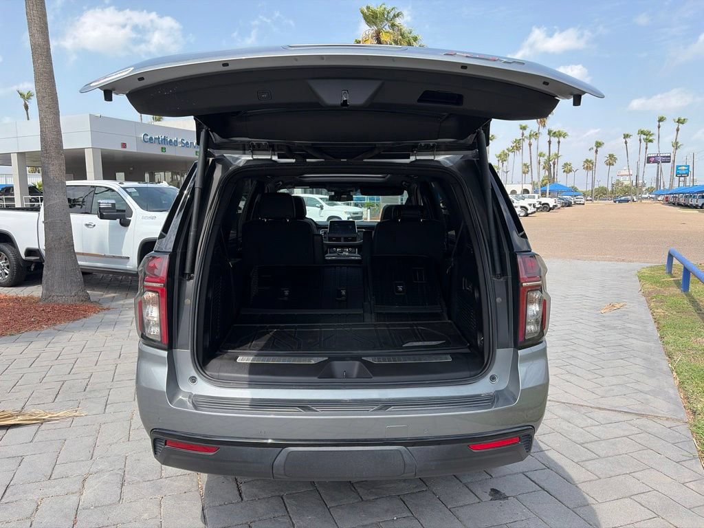 Used 2024 Chevrolet Tahoe RST w/ Luxury Package RWD image 6