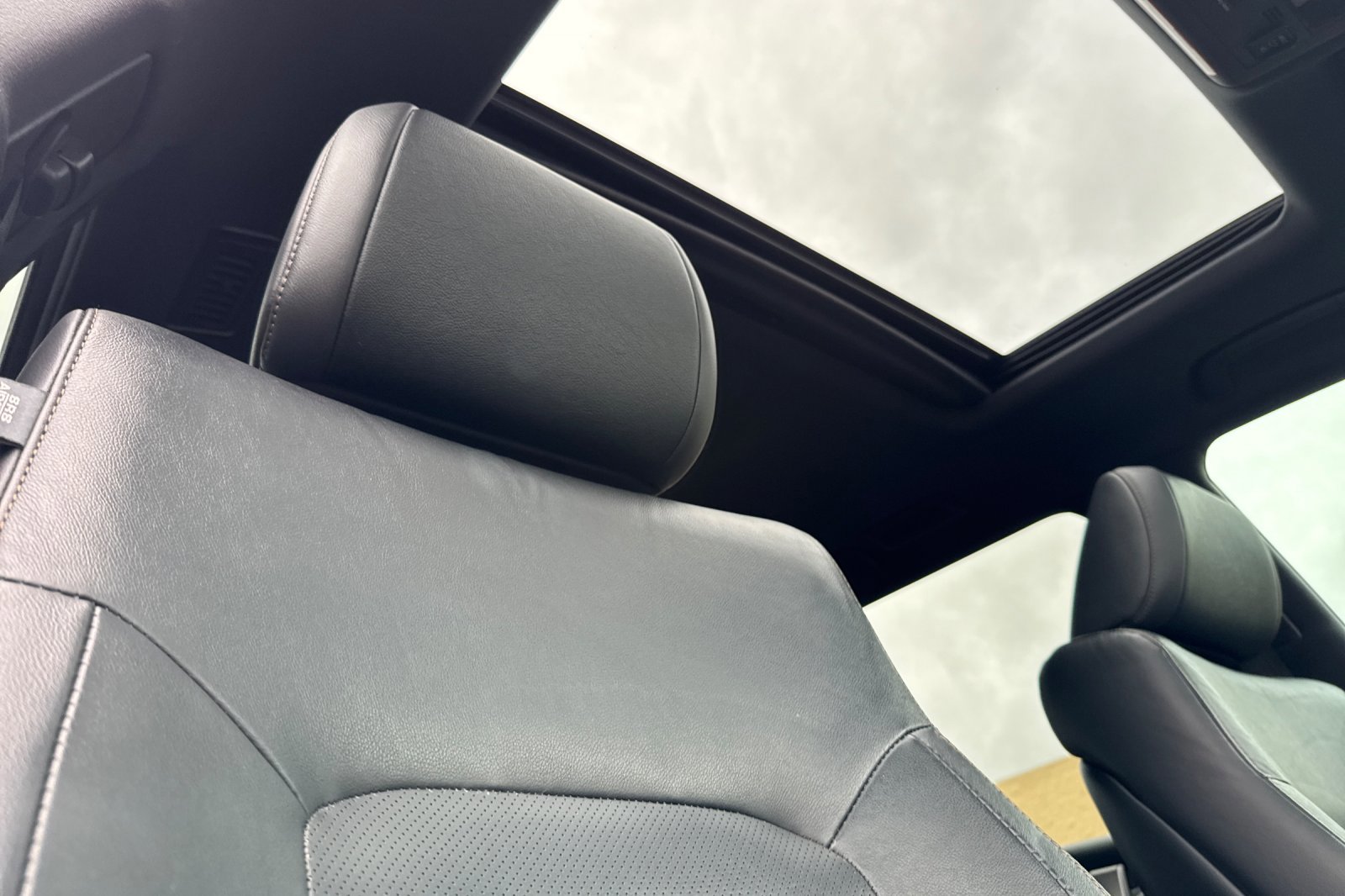 Used 2021 Toyota Land Cruiser Heritage Edition image 17