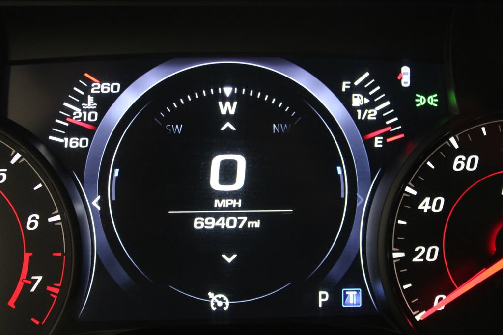 Used 2021 Chevrolet Camaro SS RWD image 38